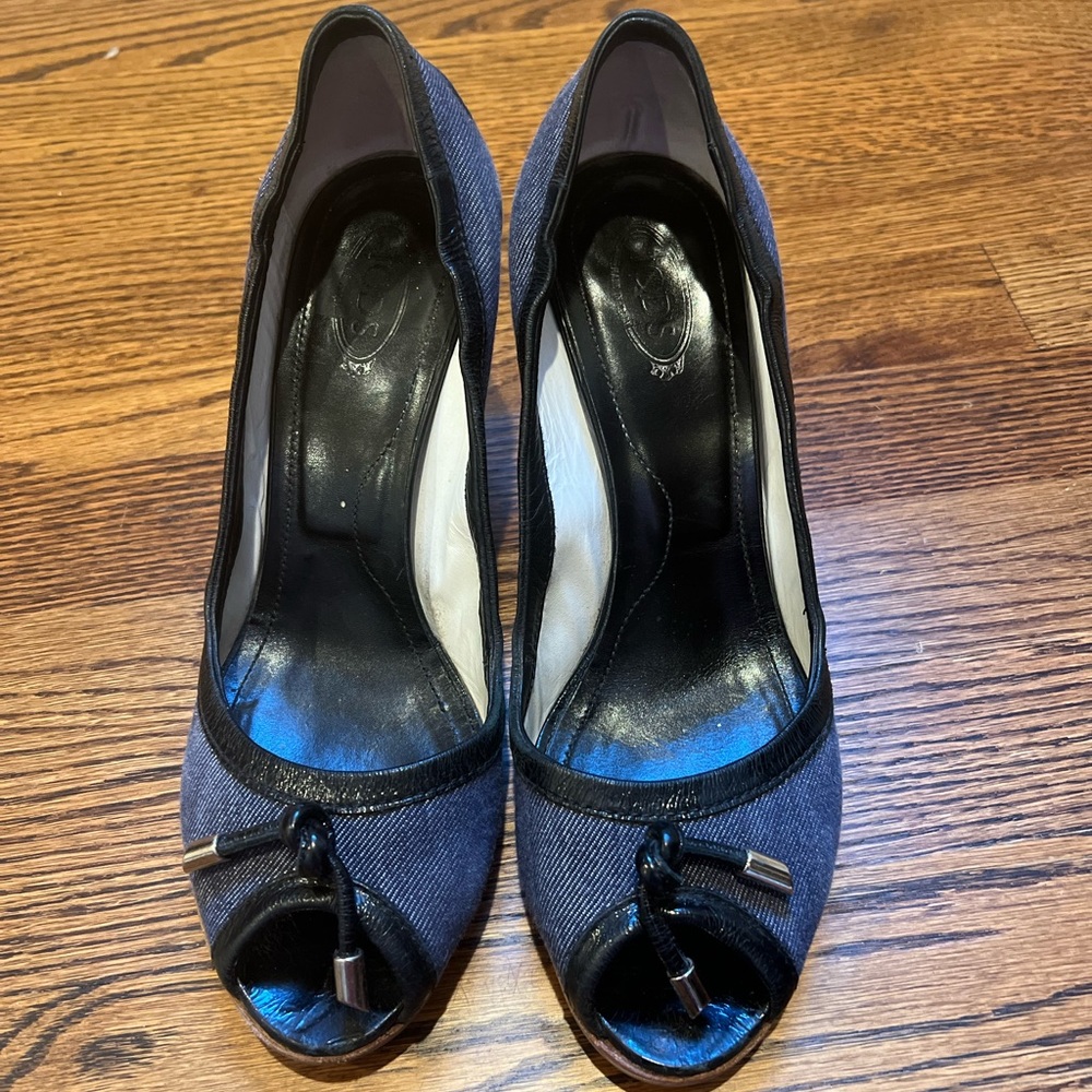 Todd jeans shoes